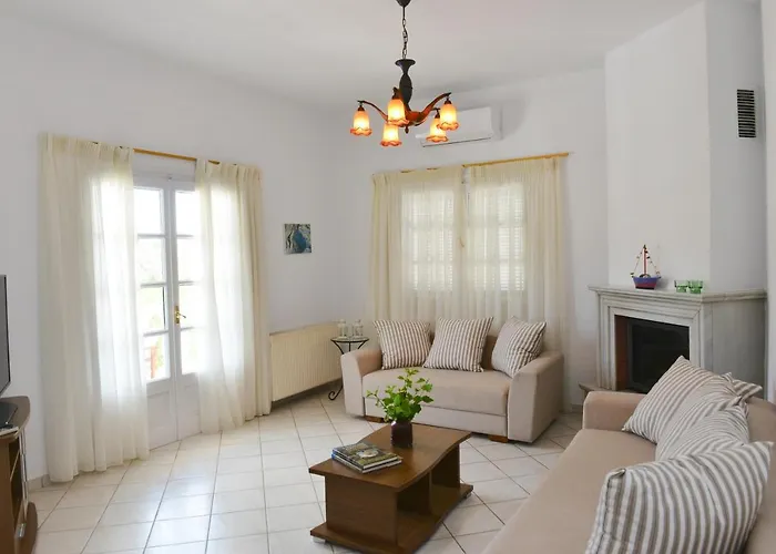 Orestis Holiday home *