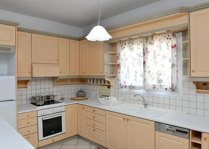 Orestis Колиос